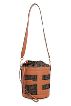 Carica l'immagine nel visualizzatore di Gallery, Borsa a secchiello Fendi Step Out in canvas
