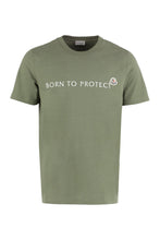 Carica l'immagine nel visualizzatore di Gallery, Moncler Born to Protect - T-shirt oversize con logo
