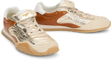 Carica l'immagine nel visualizzatore di Gallery, Sneakers donna Fendi Wave Pulse
