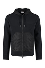 Carica l'immagine nel visualizzatore di Gallery, Moncler Born to Protect - Felpa full-zip con cappuccio
