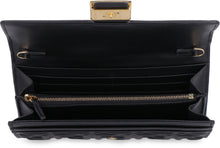 Carica l'immagine nel visualizzatore di Gallery, Wallet on chain Baguette in pelle
