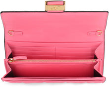 Carica l'immagine nel visualizzatore di Gallery, Wallet on chain Baguette in pelle
