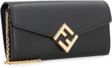 Carica l'immagine nel visualizzatore di Gallery, Wallet on chain FF Diamonds in pelle
