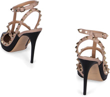 Load image into Gallery viewer, Rockstud Patent Décolleté
