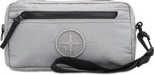 Carica l'immagine nel visualizzatore di Gallery, Pouch in nylon con logo

