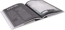 Carica l'immagine nel visualizzatore di Gallery, Libro Martin Margiela: The Women's Collections 1989-2009
