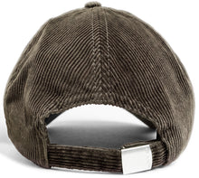 Carica l'immagine nel visualizzatore di Gallery, Cappellino da baseball in velluto a coste con ricamo
