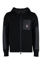 Carica l'immagine nel visualizzatore di Gallery, Maglione con zip e cappuccio
