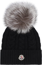 Carica l'immagine nel visualizzatore di Gallery, Cappello in maglia tricot con pom-pon
