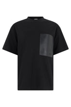 Carica l'immagine nel visualizzatore di Gallery, T-shirt con taschino
