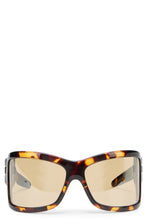 Load image into Gallery viewer, Sunglasses with tortoise print
