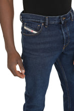 Carica l'immagine nel visualizzatore di Gallery, Jeans straight leg 1995
