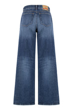 Carica l'immagine nel visualizzatore di Gallery, Jeans flare 1978 D-Akemi a vita alta
