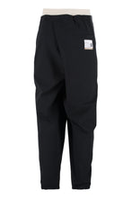 Carica l'immagine nel visualizzatore di Gallery, Track-pants in tessuto tecnico
