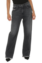 Carica l'immagine nel visualizzatore di Gallery, Jeans straight leg 1999 D-Reggy a 5 tasche
