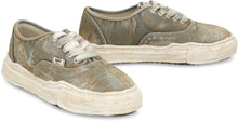 Carica l'immagine nel visualizzatore di Gallery, Sneakers low-top Baker in tessuto
