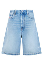 Carica l'immagine nel visualizzatore di Gallery, Pantaloni corti in denim
