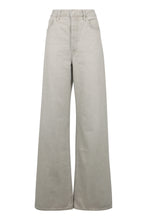 Load image into Gallery viewer, Wide-leg jeans
