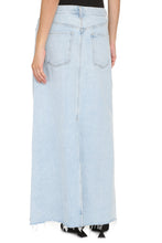 Carica l'immagine nel visualizzatore di Gallery, Gonna Hilla in denim
