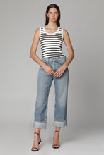 Load image into Gallery viewer, Fran straight leg jeans
