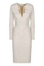 Carica l&#39;immagine nel visualizzatore di Gallery, Abito in crêpe leggero con catena gioiello
