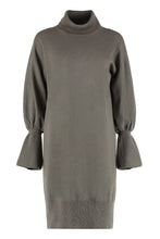 Carica l&#39;immagine nel visualizzatore di Gallery, Abito dolcevita in maglia
