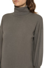 Carica l&#39;immagine nel visualizzatore di Gallery, Abito dolcevita in maglia
