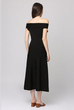 Carica l&#39;immagine nel visualizzatore di Gallery, Abito in maglia
