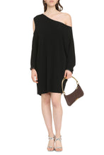 Load image into Gallery viewer, Off shoulder dress

