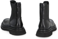 Carica l'immagine nel visualizzatore di Gallery, Chelsea boots in pelle
