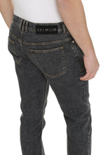 Carica l'immagine nel visualizzatore di Gallery, Jeans slim fit a 5 tasche
