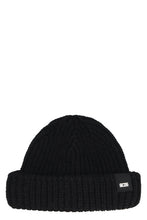 Carica l'immagine nel visualizzatore di Gallery, Cappello in maglia a costine

