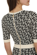 Carica l'immagine nel visualizzatore di Gallery, Mini-abito in maglia jacquard
