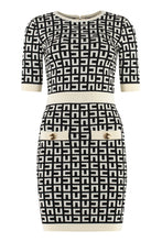 Carica l&#39;immagine nel visualizzatore di Gallery, Abito in crêpe
