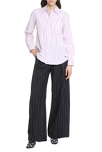 Carica l'immagine nel visualizzatore di Gallery, Camicia Armilla in cotone a righe
