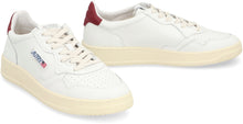 Carica l'immagine nel visualizzatore di Gallery, Sneakers low-top Medalist
