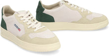 Load image into Gallery viewer, Medalist leather low-top sneakers
