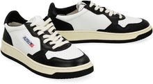 Carica l'immagine nel visualizzatore di Gallery, Sneakers low-top Medalist
