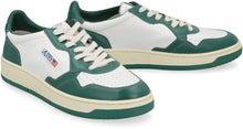 Carica l'immagine nel visualizzatore di Gallery, Sneakers low-top Medalist in pelle
