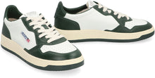 Carica l'immagine nel visualizzatore di Gallery, Sneakers low-top Medalist
