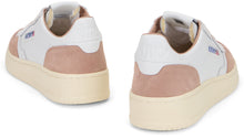 Carica l'immagine nel visualizzatore di Gallery, Sneakers low-top Medalist
