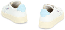 Carica l'immagine nel visualizzatore di Gallery, Sneakers low-top Medalist in pelle
