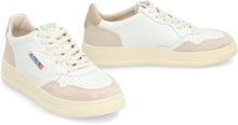 Carica l'immagine nel visualizzatore di Gallery, Sneakers low-top Medalist
