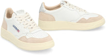 Carica l'immagine nel visualizzatore di Gallery, Sneakers Medalist in pelle
