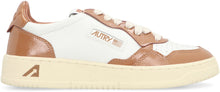 Carica l'immagine nel visualizzatore di Gallery, Sneakers low-top Medalist in pelle
