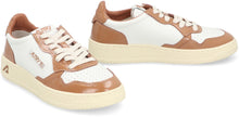 Carica l'immagine nel visualizzatore di Gallery, Sneakers low-top Medalist in pelle
