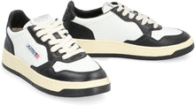 Carica l'immagine nel visualizzatore di Gallery, Sneakers low-top Medalist
