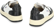 Carica l'immagine nel visualizzatore di Gallery, Sneakers low-top Medalist

