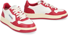 Carica l'immagine nel visualizzatore di Gallery, Sneakers low-top Medalist in pelle
