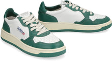 Carica l'immagine nel visualizzatore di Gallery, Sneakers low-top Medalist in pelle
